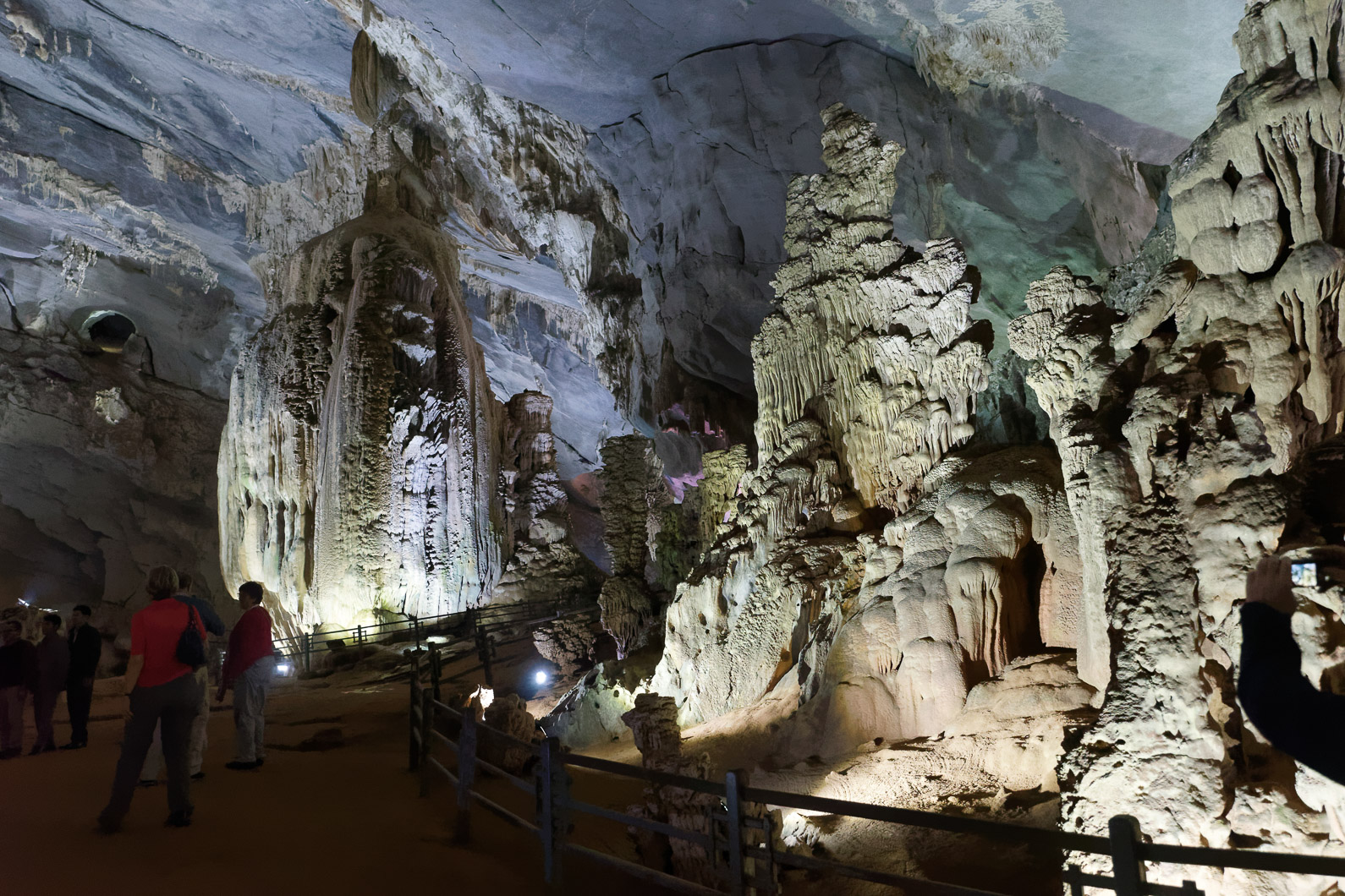 20141114 144536 Tien Son Höhle